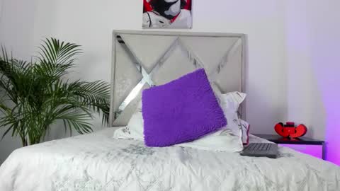 Call me Lian online show from March 30, 2026, 12:17 pm