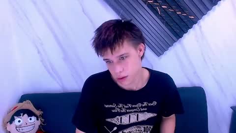 liam_york online show from April 6, 2026, 2:31 am