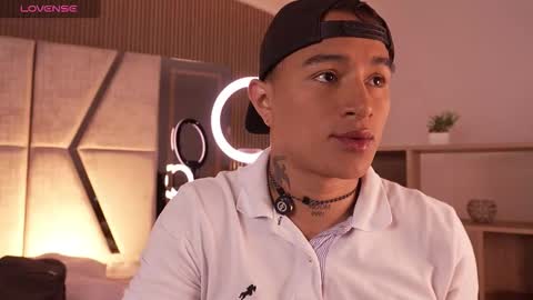 LiamDeep online show from January 14, 2026, 8:36 pm