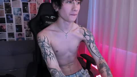 Snapshot of liamelf chatting on January 18, 2025, 11:54 am Liam online show from January 18, 2025, 11:54 am