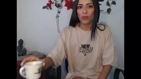 Snapshot of liamiler01_ chatting on December 10, 2024, 12:16 pm Lia Miller online show from December 10, 2024, 12:16 pm