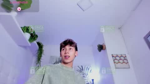 Snapshot of liaml_18_ chatting on November 19, 2025, 9:26 pm liaml_18_ online show from November 19, 2025, 9:26 pm