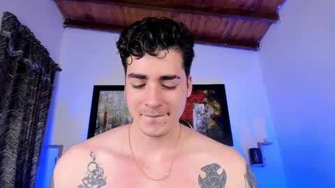 liamwyatt_ online show from January 18, 2026, 4:05 am