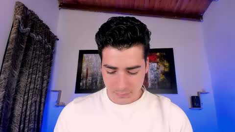 liamwyatt_ online show from April 18, 2026, 2:37 am