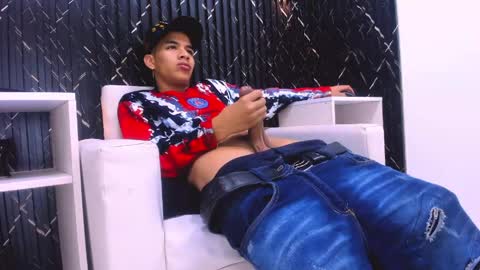 Snapshot of lian_jacob chatting on May 29, 2026, 7:34 pm Lian Jacob online show from May 29, 2026, 7:34 pm
