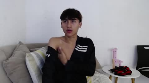 SAMUEL SAMY online show from November 12, 2025, 12:16 pm