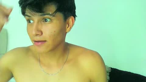 Snapshot of lian_y_dilan chatting on March 24, 2026, 10:15 pm lian_y_dilan online show from March 24, 2026, 10:15 pm