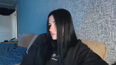 liana_diva online show from April 8, 2026, 1:33 pm