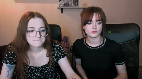 Snapshot of liana_kisses chatting on December 6, 2024, 11:25 pm Little Liana  online show from December 6, 2024, 11:25 pm