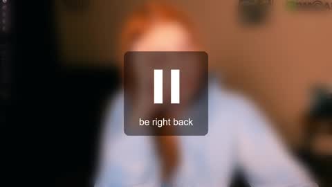 Snapshot of liana_kisses chatting on December 8, 2024, 1:35 am Little Liana  online show from December 8, 2024, 1:35 am