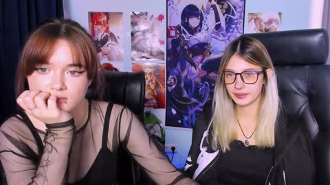 Snapshot of liana_kisses chatting on December 9, 2024, 12:40 pm Little Liana  online show from December 9, 2024, 12:40 pm