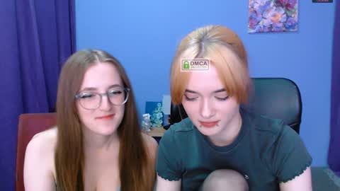 Snapshot of liana_kisses chatting on January 15, 2025, 11:19 pm Little Liana  online show from January 15, 2025, 11:19 pm