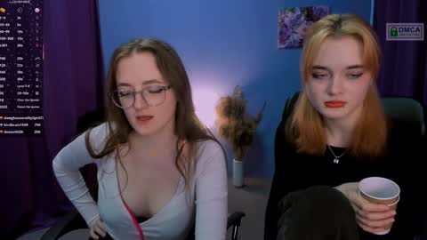 Snapshot of liana_kisses chatting on January 21, 2025, 2:43 am Little Liana  online show from January 21, 2025, 2:43 am