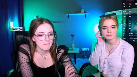 Snapshot of liana_kisses chatting on March 4, 2025, 2:27 am Little Liana  online show from March 4, 2025, 2:27 am