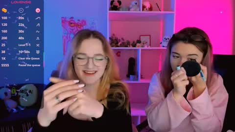 Snapshot of liana_kisses chatting on September 27, 2025, 7:19 pm Little Liana  online show from September 27, 2025, 7:19 pm