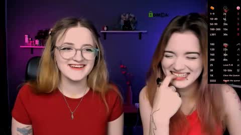 Snapshot of liana_kisses chatting on October 15, 2025, 9:20 am Little Liana  online show from October 15, 2025, 9:20 am