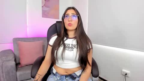 Liana  online show from February 24, 2026, 2:15 pm