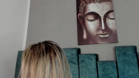 Lian online show from March 5, 2025, 1:21 am