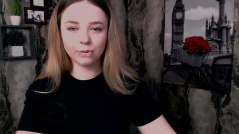 Liara online show from May 4, 2026, 7:37 am