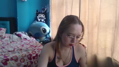 Lia Roberts online show from March 8, 2025, 3:35 pm