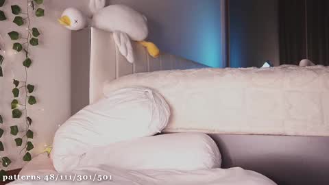 Snapshot of liass_molly chatting on February 28, 2025, 3:04 pm Molly you can find Bunny here -- online show from February 28, 2025, 3:04 pm