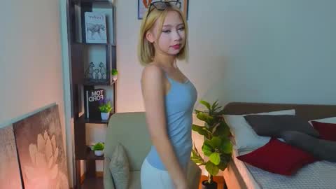 Emmy online show from October 21, 2025, 3:35 pm