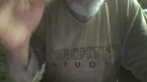 Snapshot of libido11 chatting on November 5, 2025, 9:42 am Libido11 online show from November 5, 2025, 9:42 am