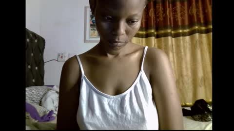 lickmefuckmex online show from February 11, 2026, 8:25 pm