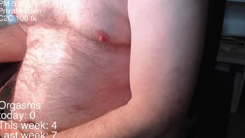 liebestool8 online show from December 4, 2024, 5:44 pm