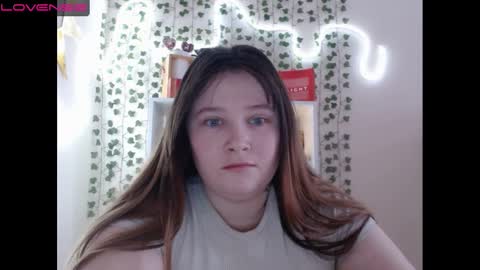 Snapshot of light_lunaa chatting on January 12, 2025, 3:28 am light_lunaa online show from January 12, 2025, 3:28 am