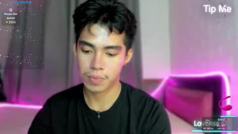 Jt online show from November 4, 2025, 7:13 pm