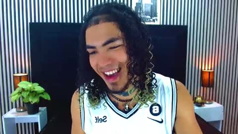 Lihan online show from October 20, 2025, 12:49 pm