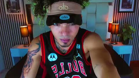 Lihan online show from November 27, 2025, 1:02 pm