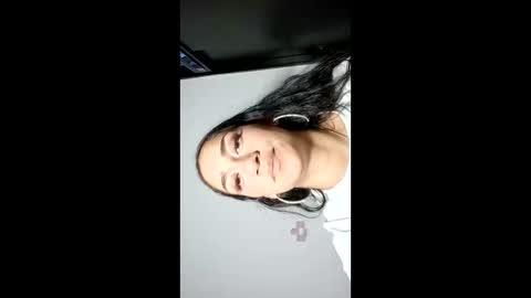 LIIA online show from October 12, 2025, 9:03 pm