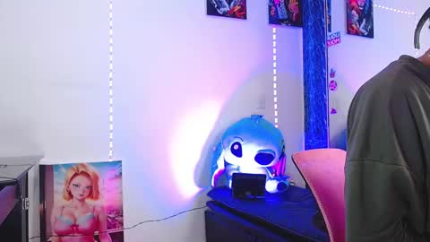 Daniel online show from November 14, 2025, 2:49 pm