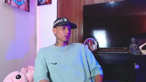 Daniel online show from November 25, 2025, 3:01 pm