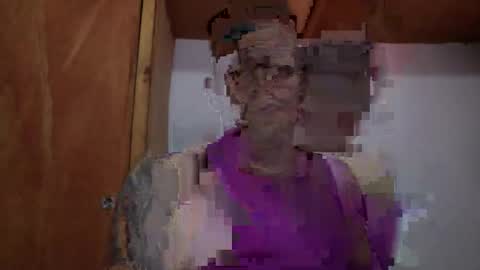 Snapshot of liiam_collins chatting on May 2, 2026, 4:12 pm liiam online show from May 2, 2026, 4:12 pm