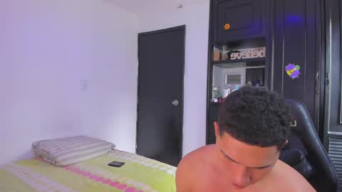 Snapshot of liiam_jesus chatting on May 24, 2026, 7:08 pm liiam_jesus online show from May 24, 2026, 7:08 pm