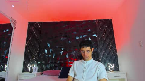 Snapshot of liiamhudson_ chatting on September 21, 2025, 5:03 pm L I I A M online show from September 21, 2025, 5:03 pm