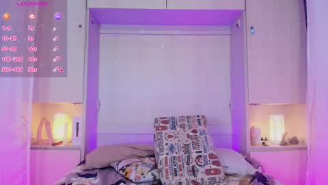         online show from February 18, 2025, 5:53 pm