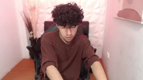 Snapshot of liil_boy chatting on October 25, 2025, 3:58 am Lil Boy- online show from October 25, 2025, 3:58 am