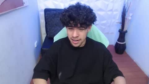 Snapshot of liil_boy chatting on November 13, 2025, 3:38 am Lil Boy- online show from November 13, 2025, 3:38 am