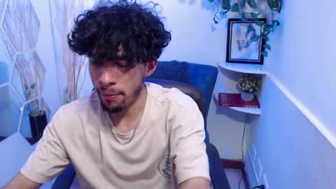 Snapshot of liil_boy chatting on November 27, 2025, 3:30 am Lil Boy- online show from November 27, 2025, 3:30 am