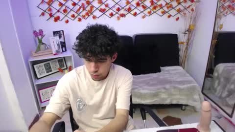 Snapshot of liil_boy chatting on March 4, 2026, 3:23 am Lil Boy- online show from March 4, 2026, 3:23 am