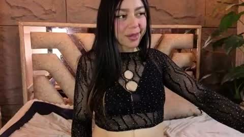 Snapshot of liisa_thompson_ chatting on July 5, 2026, 6:09 am liisa_thompson_ online show from July 5, 2026, 6:09 am