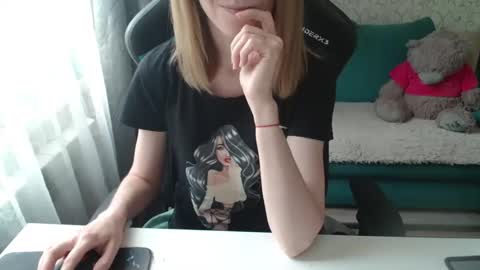 Liissax online show from May 30, 2026, 2:25 pm