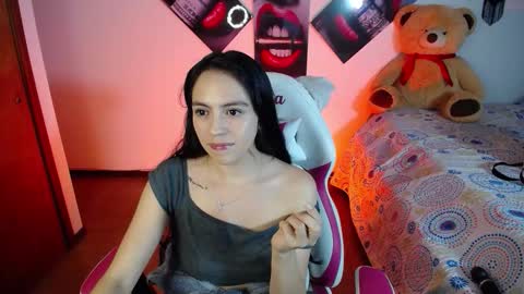Liika  online show from October 25, 2025, 1:02 am