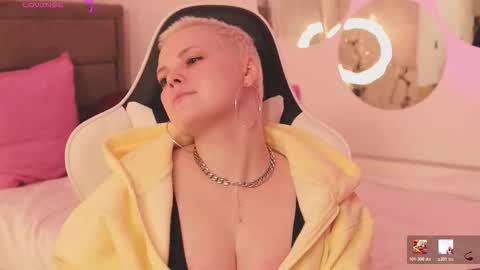 likaaberry online show from February 25, 2026, 12:26 pm