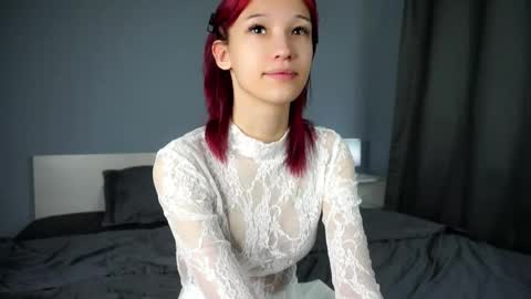 Emi online show from November 1, 2025, 11:23 am