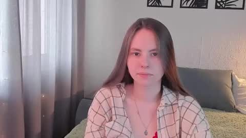 Snapshot of likamil0ika chatting on September 14, 2025, 1:54 pm likamil0ika online show from September 14, 2025, 1:54 pm